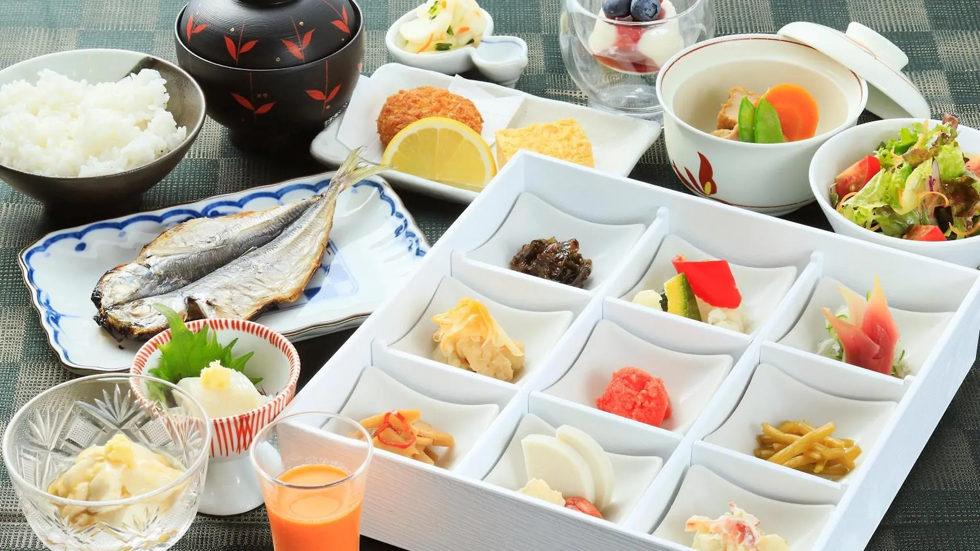 箱根 天水萨约日式旅馆酒店